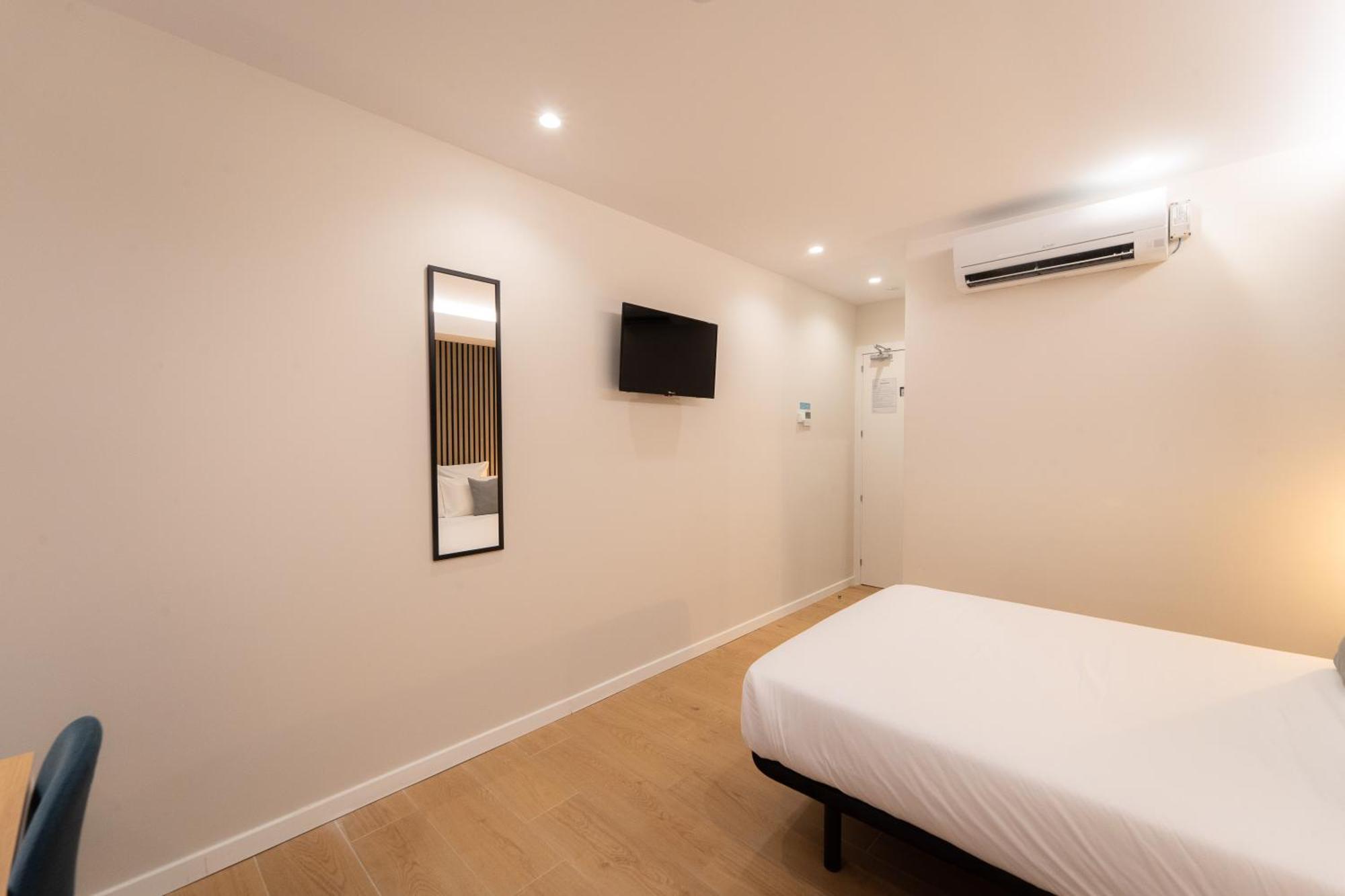 I'M Room Suites Nuevos Ministerios - Bernabeu 'Digital Access' Madrid Szoba fotó