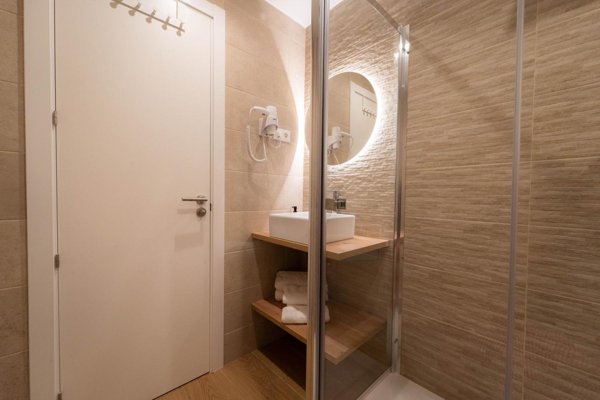I'M Room Suites Nuevos Ministerios - Bernabeu 'Digital Access' Madrid Szoba fotó