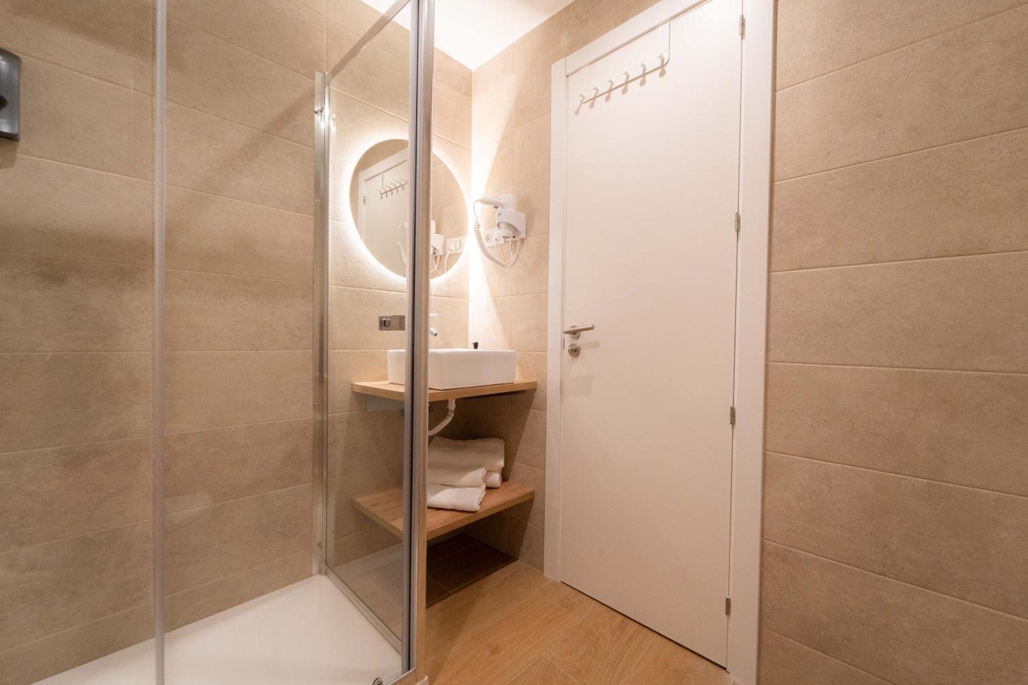 I'M Room Suites Nuevos Ministerios - Bernabeu 'Digital Access' Madrid Kültér fotó